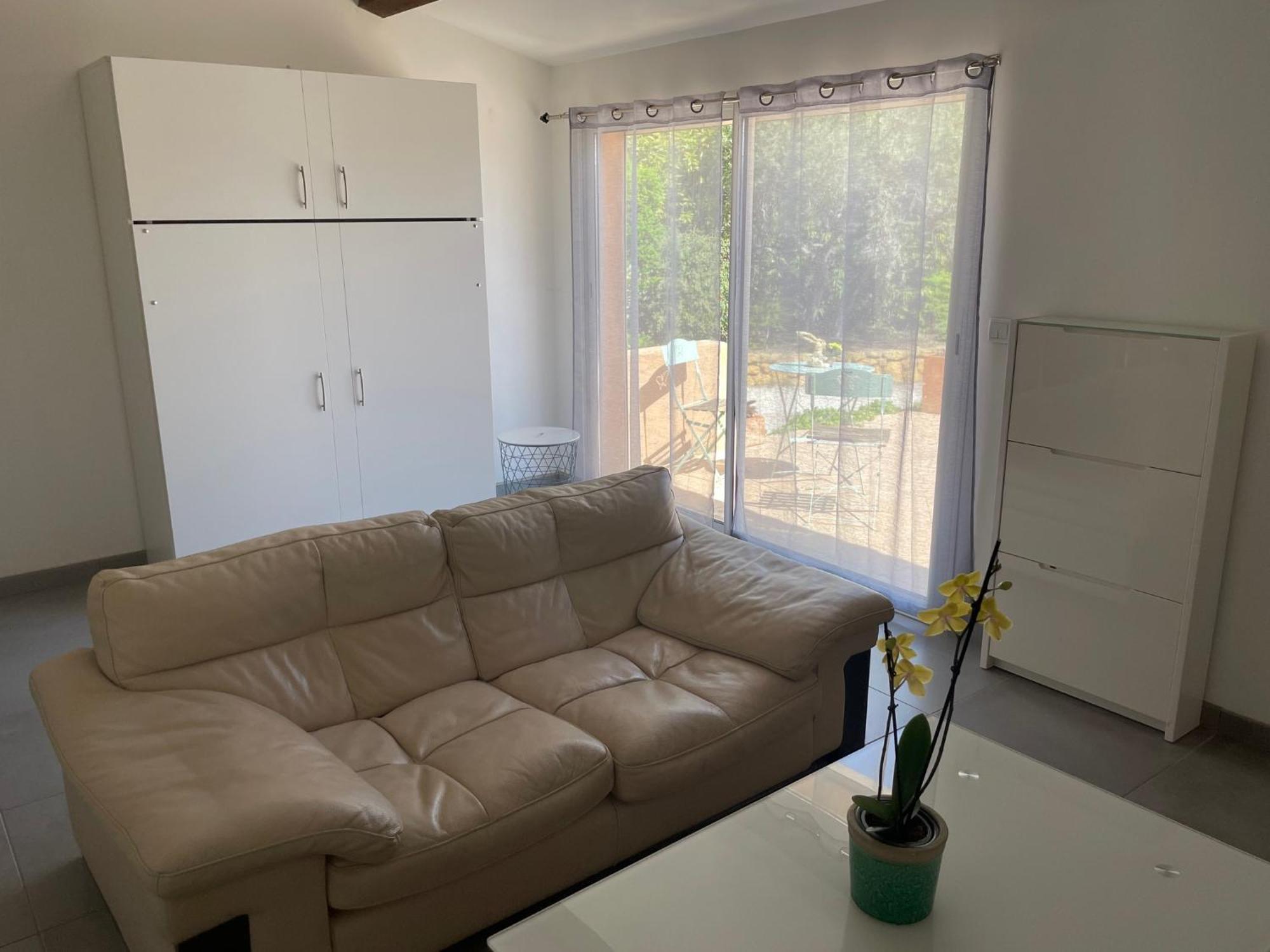 Studio Charmant Avec Terrasse Lançon-Provence Extérieur photo