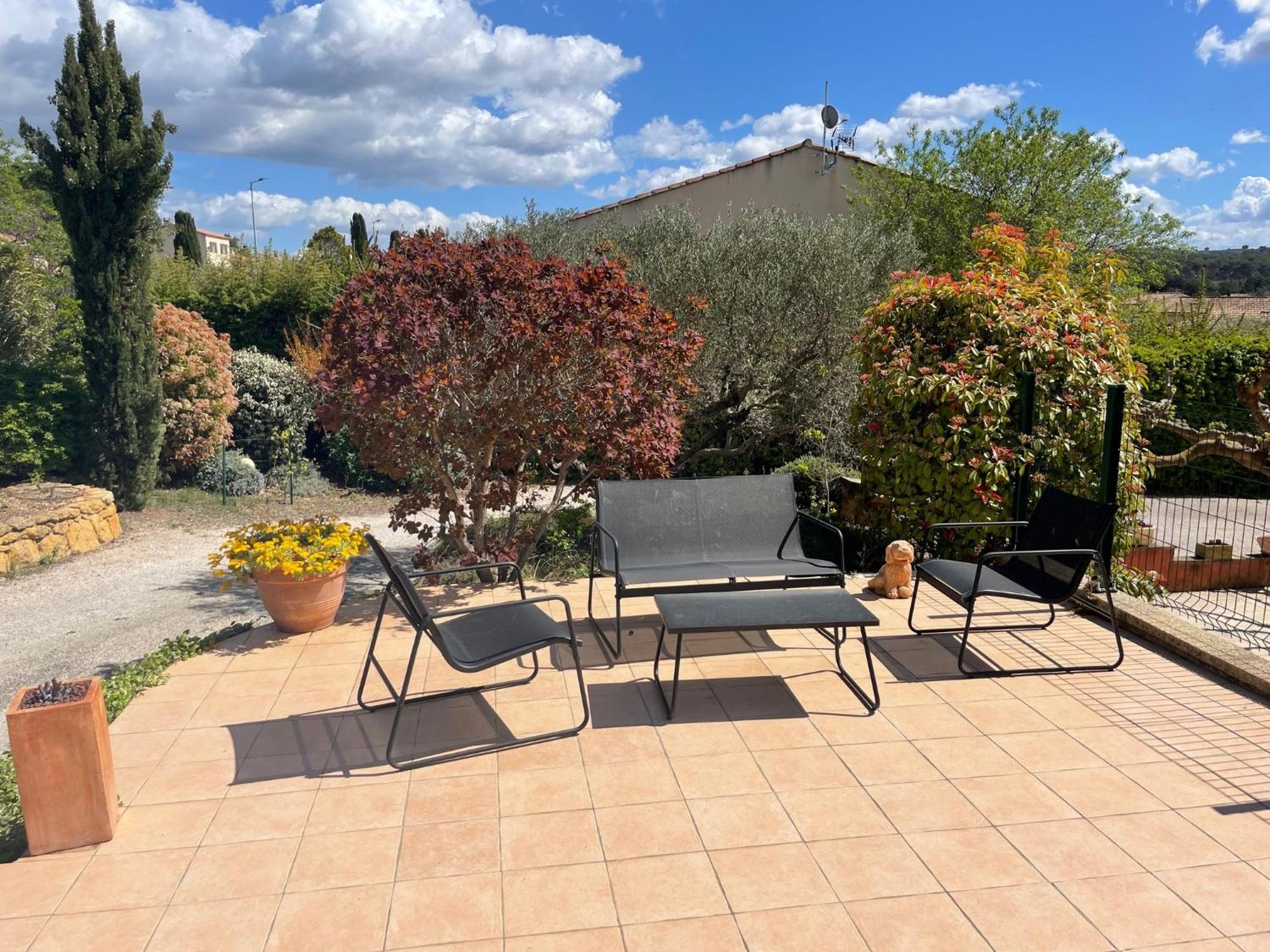 Studio Charmant Avec Terrasse Lançon-Provence Extérieur photo